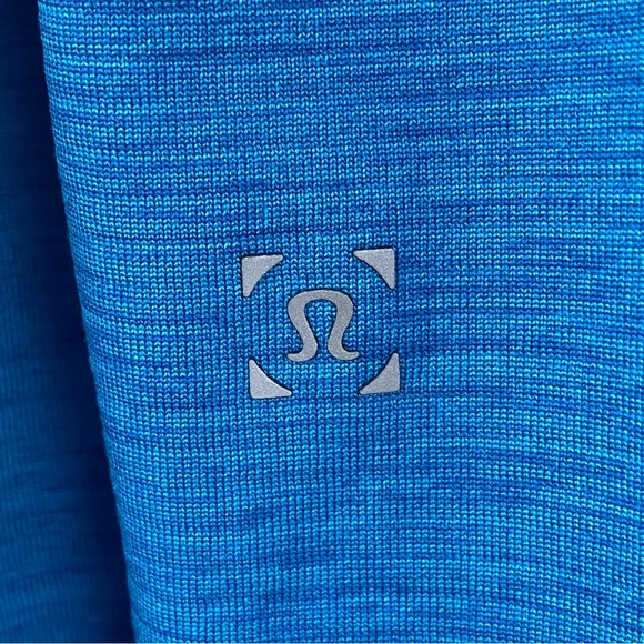 Lululemon size XL Men’s Heathered Blue Metal Vent Tech 1/2 Zip Long Sleeve Top - Picture 7 of 8